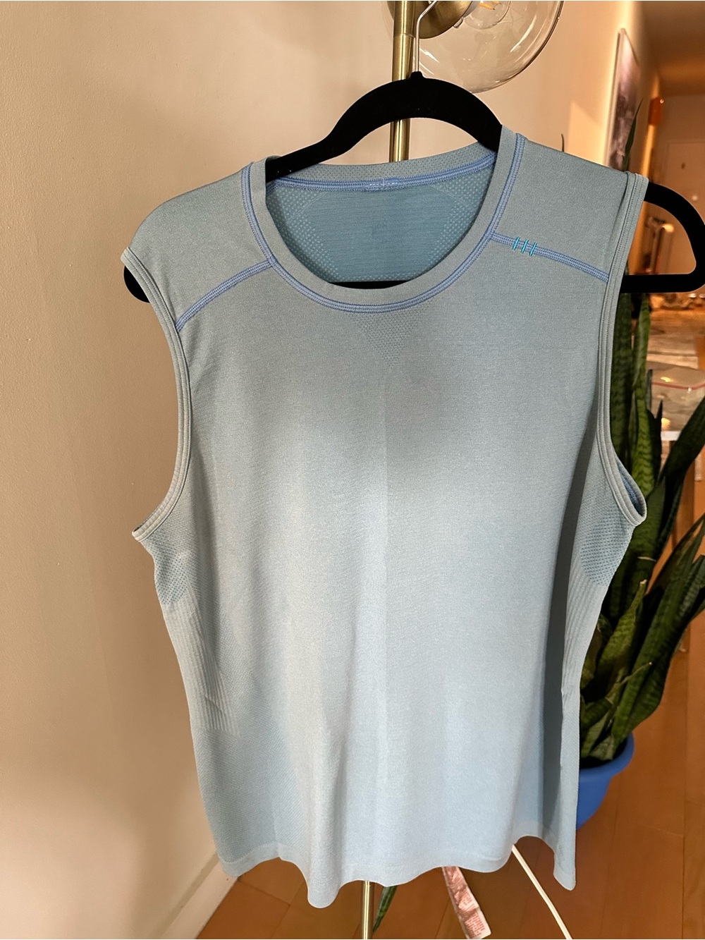 lululemon athletica Light Blue Sleeveless Performance Tank - Picture 2 of 5